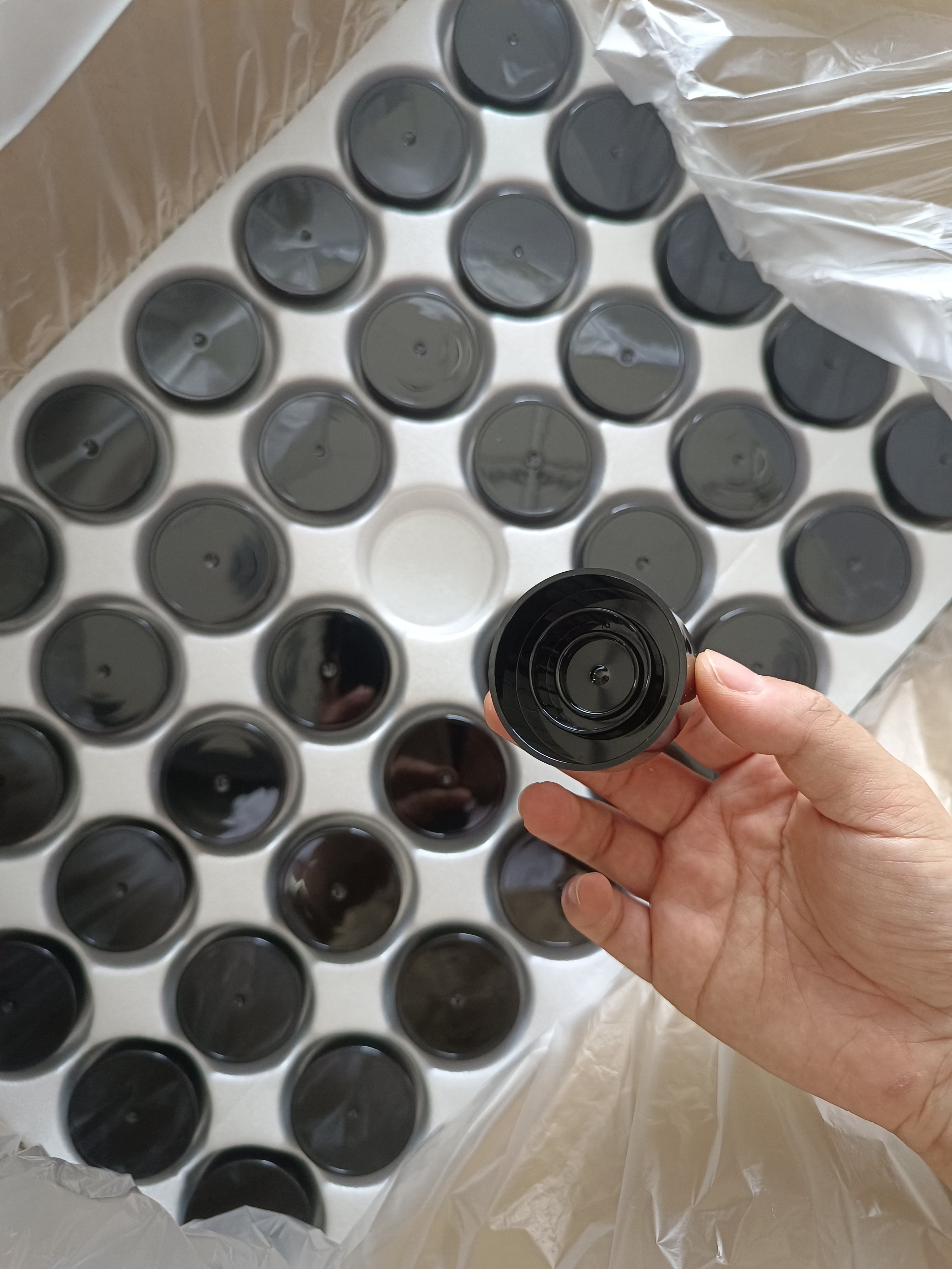 Custom Empty Black 15ml 30ml 50ml 70ml 75ml Portable Plastic Roll on Body Fragrance Deodorant and Antiperspirant Stick Deodorant