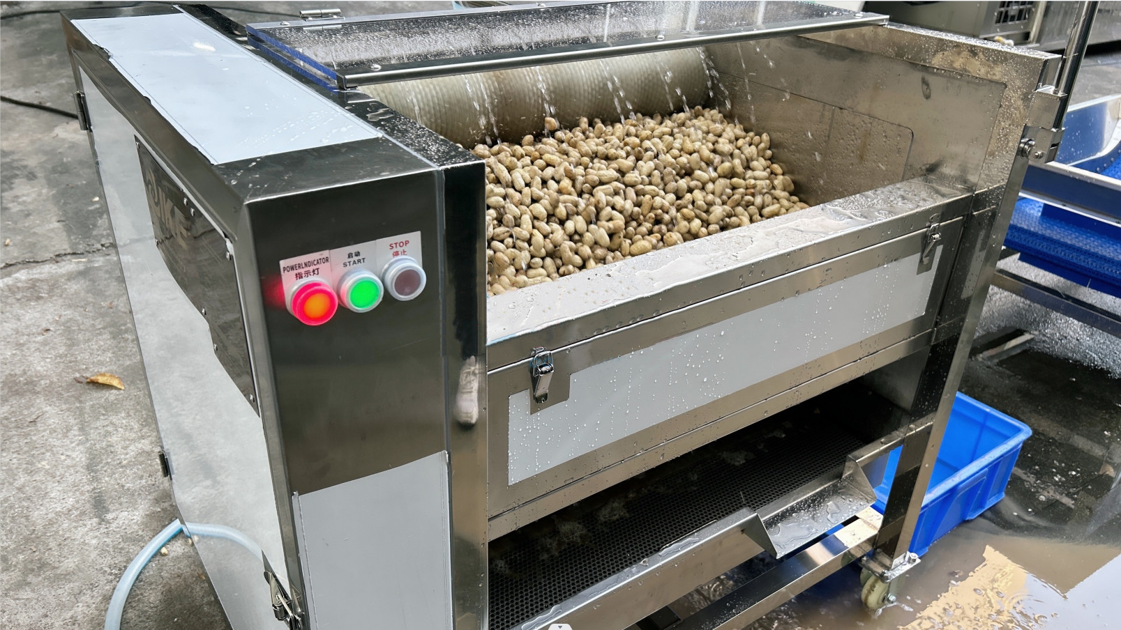 Large Scale Production Fruit Vegetable Processing Equipment with 220V Voltage