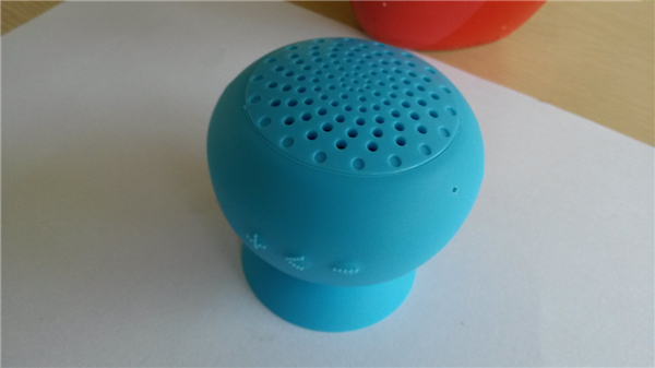 mushroom sucking speakers bluetooth sucker speaker for mobile phone bluetooth speaker