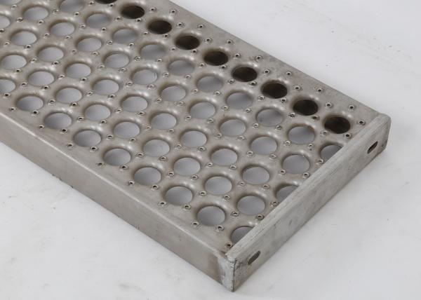 Buy cheap Safety Walkway Steel Grating With 2 Noses To Be Closed Roof from wholesalers
