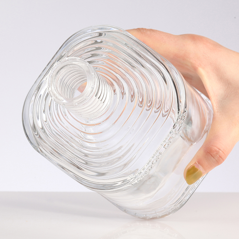 Hot Stamping 1.5L Big Bell Shape Brandy Wine Glass Bottle for Vodka Whisky Rum