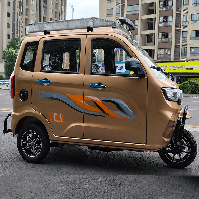 Easy Operation Passenger Gasoline Tricycle With Automatic Manual Clutch 3 Wheels
