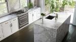 2022 Traditional Solid Wood Kitchen Cabinets And Quartz Stone Top Oven Cabinet