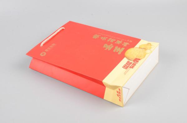 Buy cheap Shopping Colored Kraft Bags Aqueous Coating Surface Food Grade Material from wholesalers
