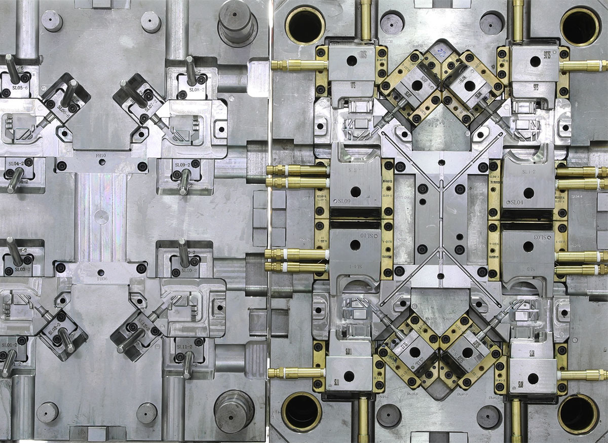 Precision Plastic Injection Mold with Durable Construction