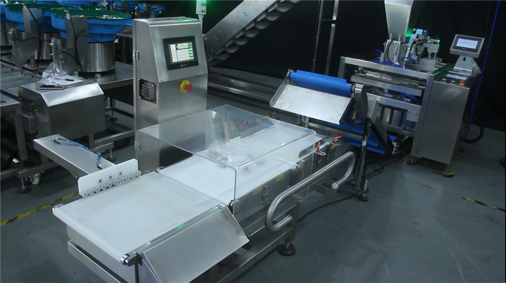 Customized Multi-functional Hardware Accessories Pouch Bag Bucket Automatic Packing Machine