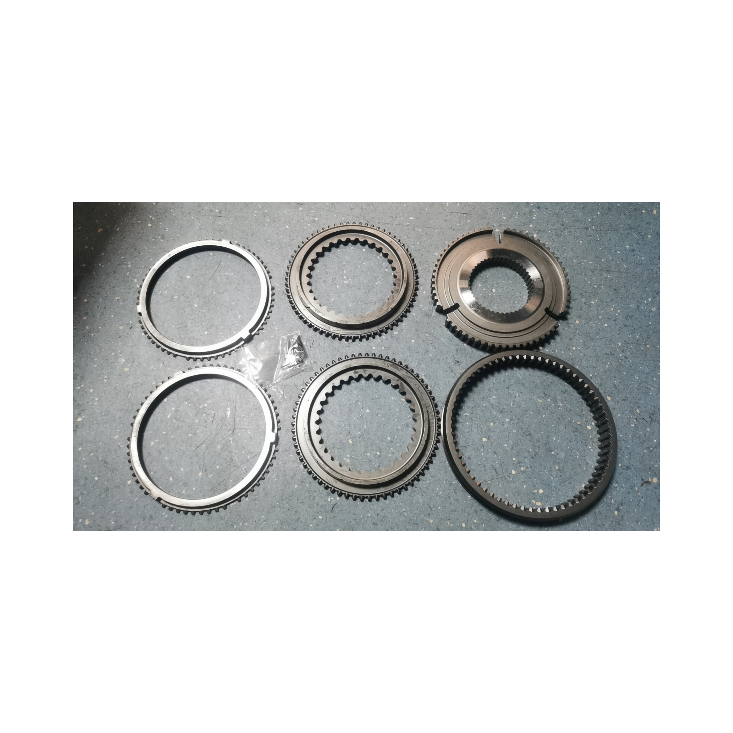 DONGFENG Truck Model Synchronizer Kit 1325 298 007 for Precise Gear Engagement