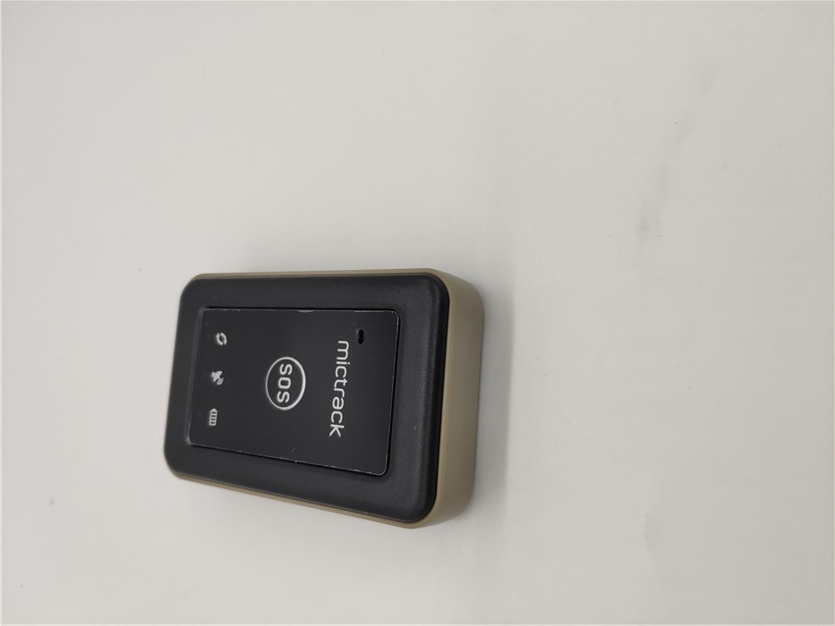 FDD LTE 25m Personal GPS Tracker 4.5V MT510G-A With 4G Network