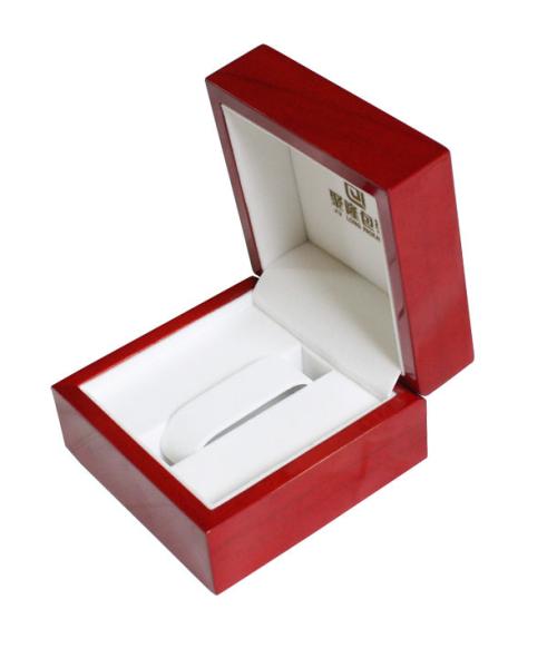 Buy cheap Wooden Watch Box from wholesalers
