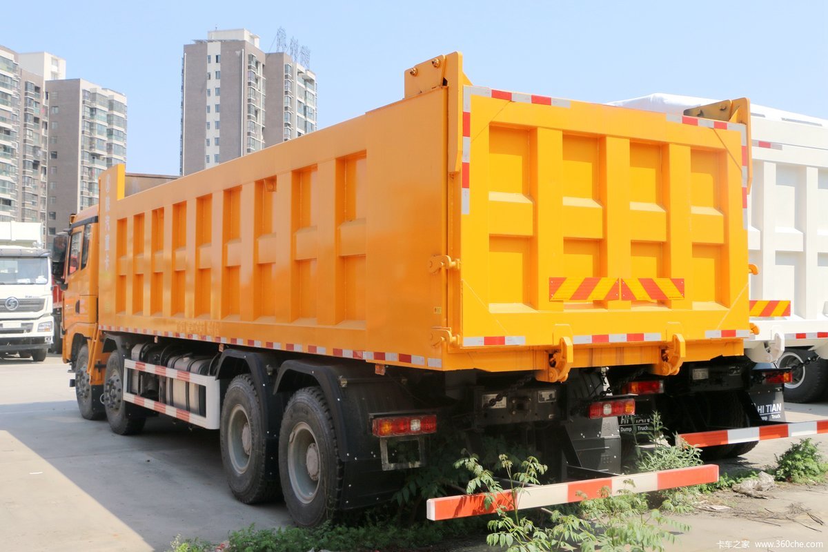 SINOTRUCK Gear Box Used Dump Truck 400ph8*4 for Customer's Request and Convenience