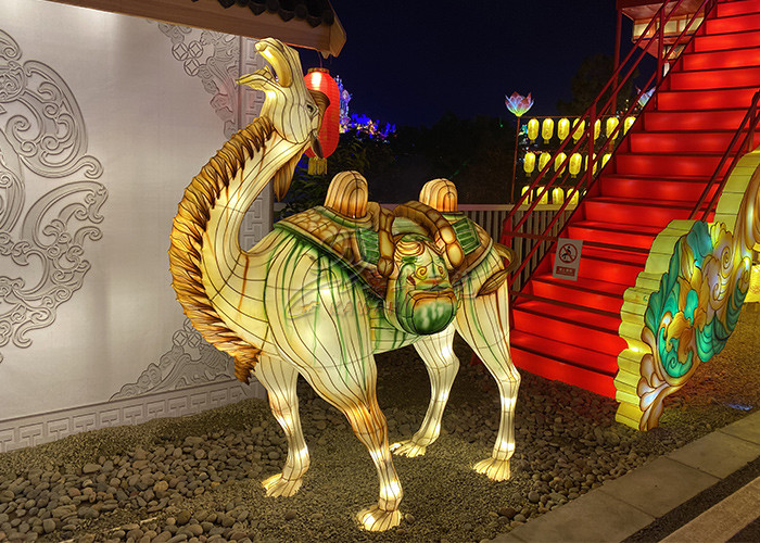 Real Size Gloden Llifelike Handmade Chinese Lanterns Custom Camel Show Zoo