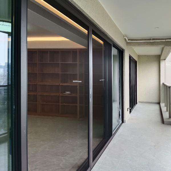 Buy cheap OEM Retractable Fly Screens For Sliding Doors Anti Scratching from wholesalers