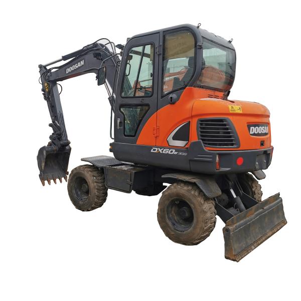 Buy cheap DOOSAN DX60W Excavator Affordable and Energy-Saving for Crushing Used Hand Excavators from wholesalers