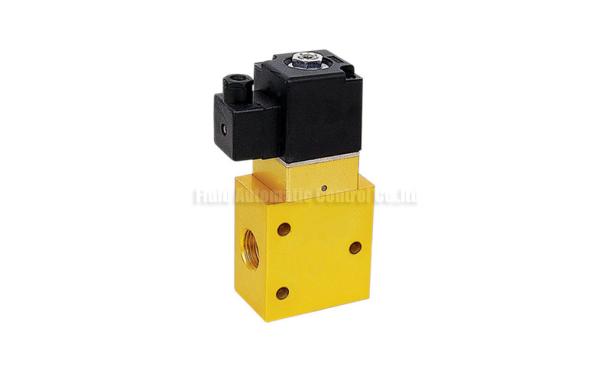 Buy cheap 2.4Mpa Solenoid Operated Directional Control Valve G1/8 External Pilot Operated from wholesalers