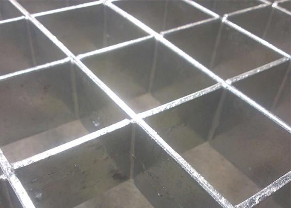 Heavy Duty Q235 Industrial Steel Grating For Warehouse Decks Chemical Workshops