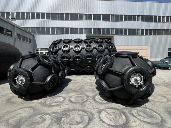 Buy cheap High Pressure Black Rubber Marine Fender Easy Install from wholesalers