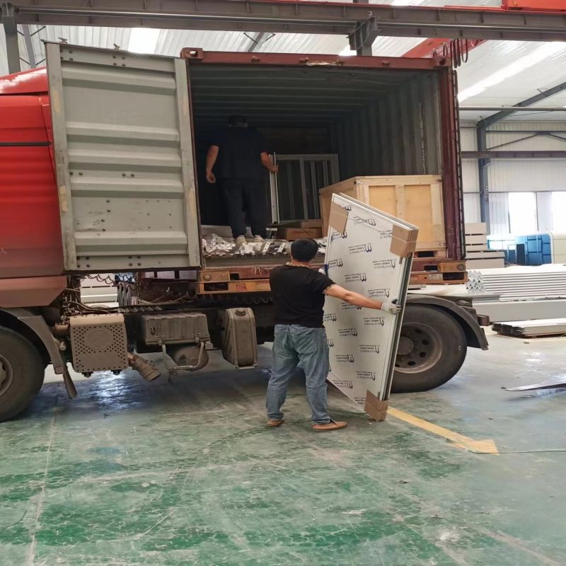 40ft 20ft Sandwich Panel Prefabricated Modular Folding Container House for Products