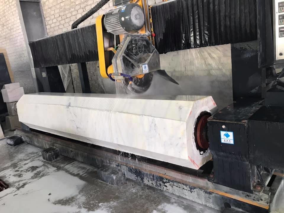 12.5kW Gross Power Column Cutting Machine For Metal Cutting With High Accuracy