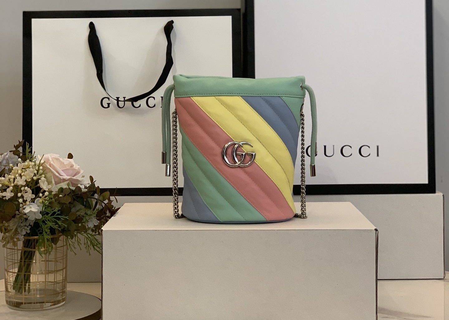 GG Marmont Mini Bucket Bag Authentic Cowhide Outside Two Splicing Colors