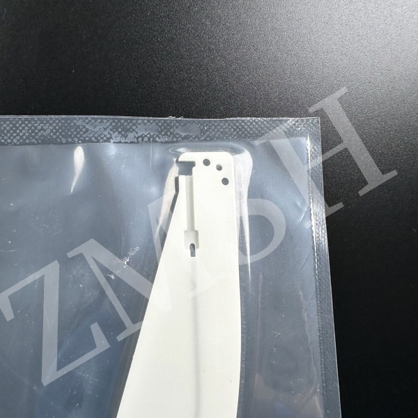 Alumina Ceramic Fork Hand High-precision Machining Ceramic Manipulator High hardness Corrosion Resistance