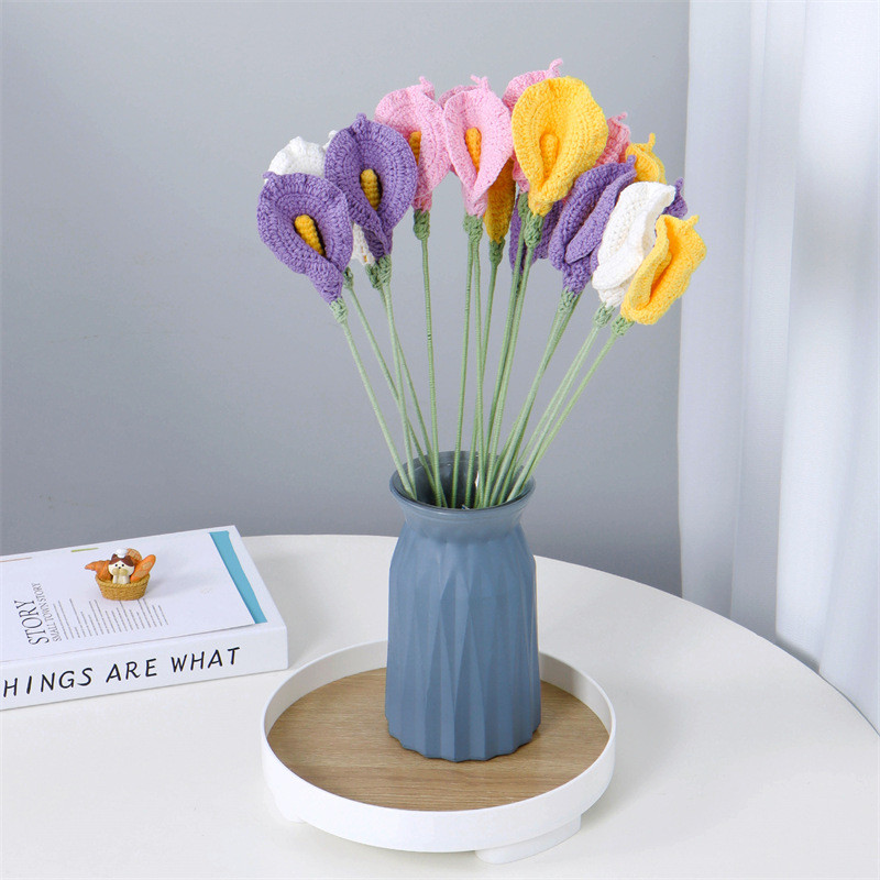 Handmade Yarn Flower Bouquet - Knitted Calla Lily Artificial Blooms, Crochet Floral Arrangement