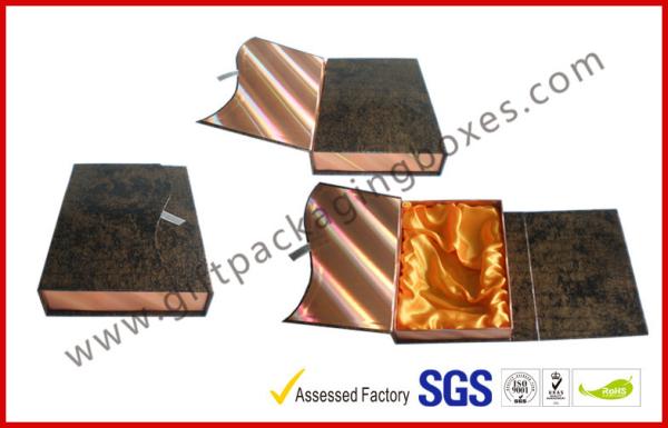 Buy cheap Leather Rigid Gift Boxes For Luxury Gift Packing , Embossed Foldable from wholesalers