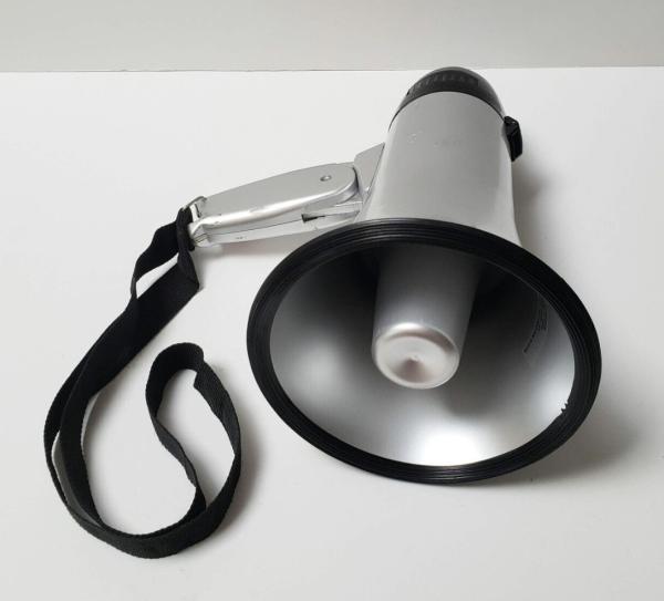 Buy cheap 18650 Portable Lthium Battery Operated Bullhorn Megaphone ABS Construction 30W from wholesalers