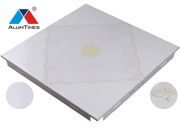 300*300 Size Aluminum Board Metal Ceiling Tiles With Modern Style