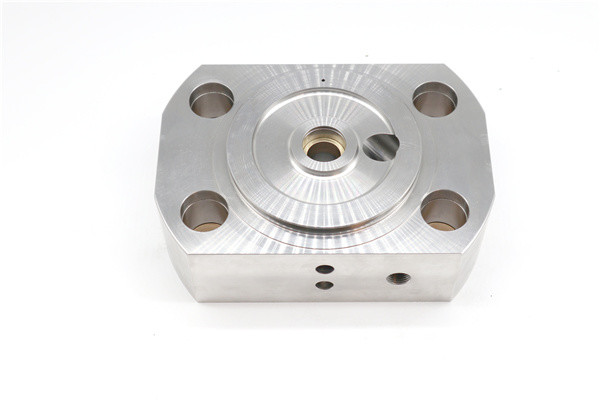020074-1 WaterJet 87K Intensifier Pump Parts End Bell Assembly Right Hand Waterjet pump parts