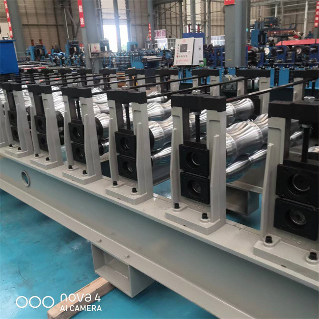 Iron steel high speed glazed tile roll forming machine 3-5m/min hydraulic shear