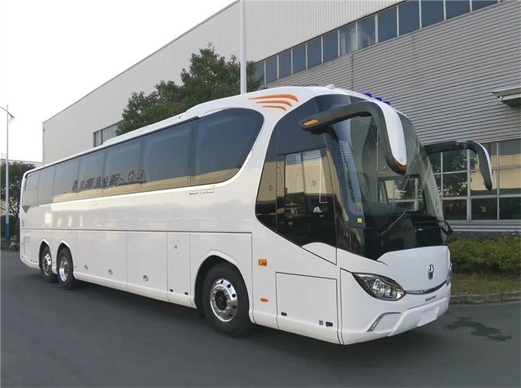 6 Gears Manual Diesel Engine Capacity 4-6L Luxury Coaches for City Transportation