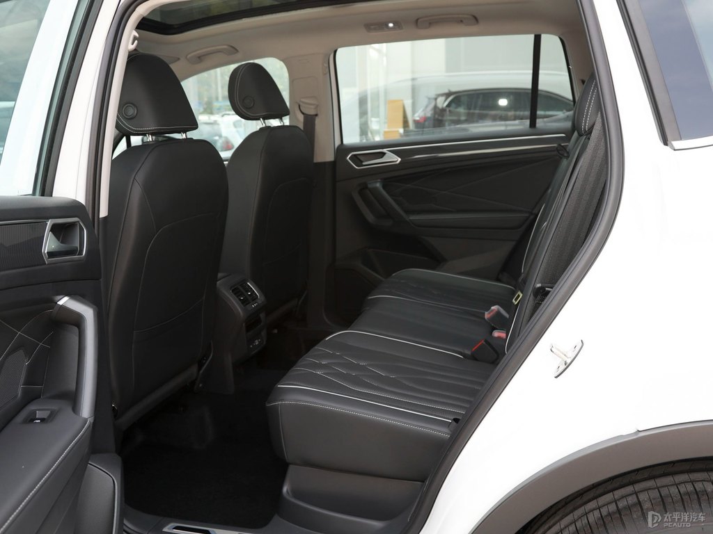 Gasoline New Energy Hybrid Sedans Tiguan L 2022 430 PHEV Power 137 Kw
