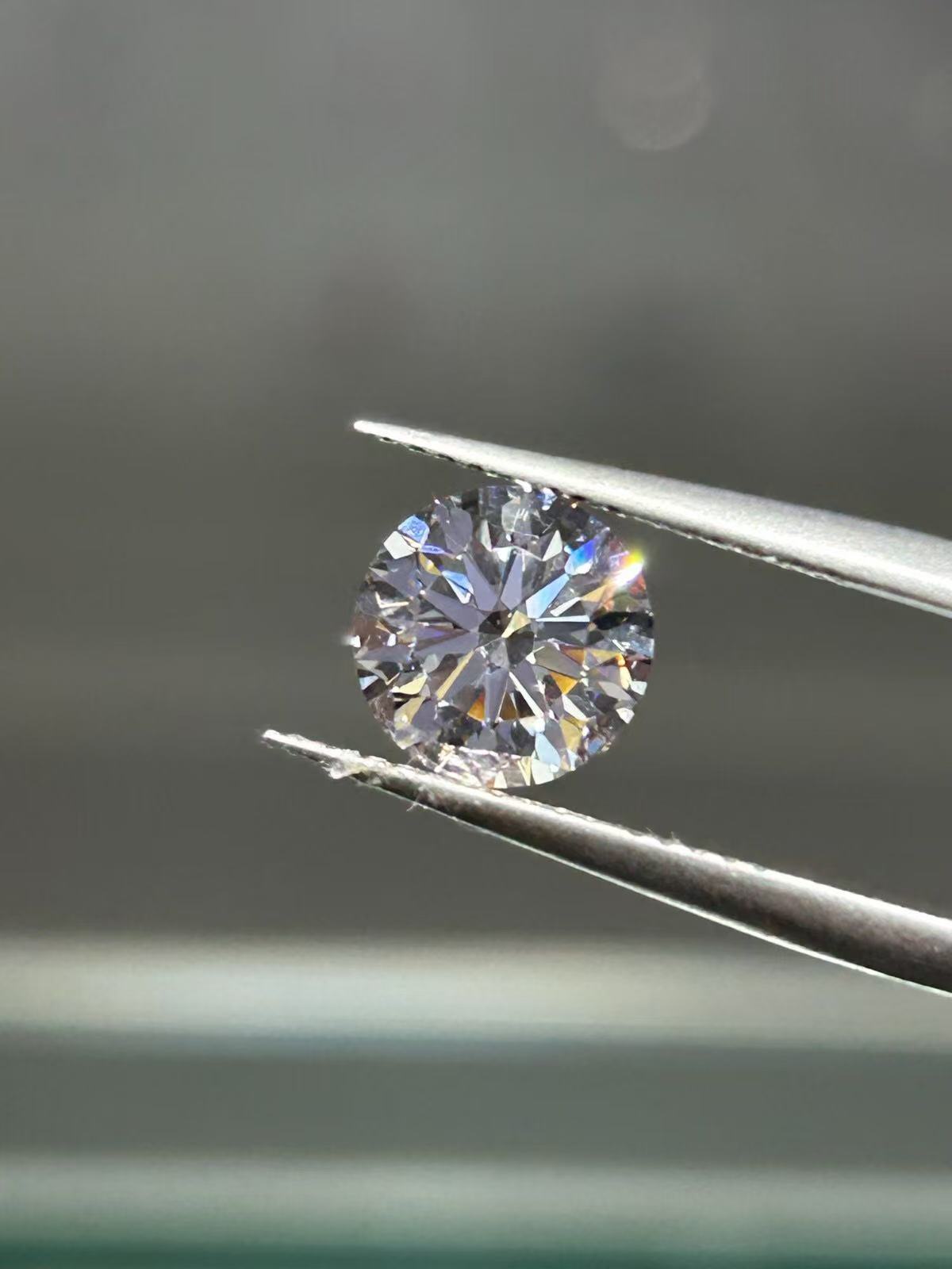 10 Hearts And Arrows Diamond Round Lab Grown Diamonds IGI Certified 10 H&A Manufaturer