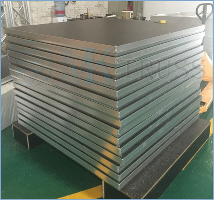 Portable Outdoor Concert Stages with Adjustable Height and 750kg/m2 Load Capacity