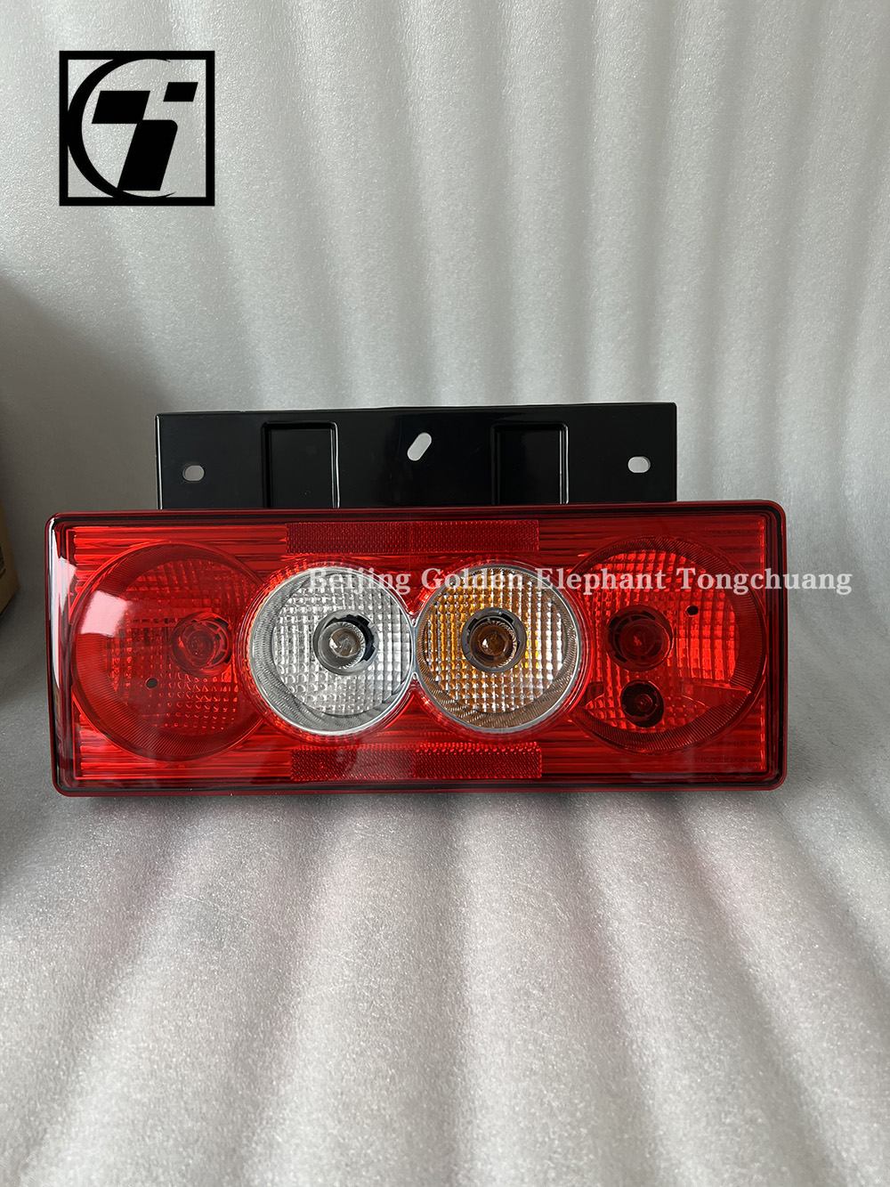 Foton Auto Aolin CTX CTS Express MRT Aomark S3 LED Tail Lights Rear Light F1B18037200010