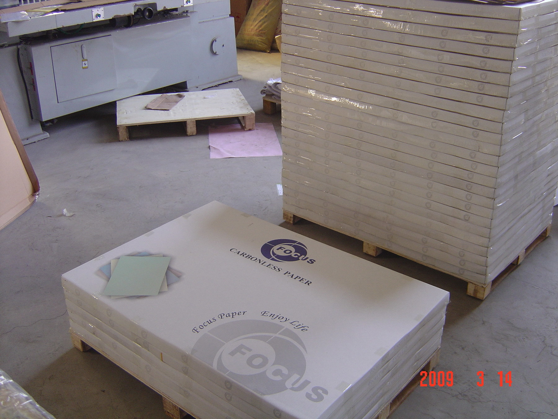 PREMIUM QUALITY Blue / Black Image Roll / Sheet NCR Paper Customized