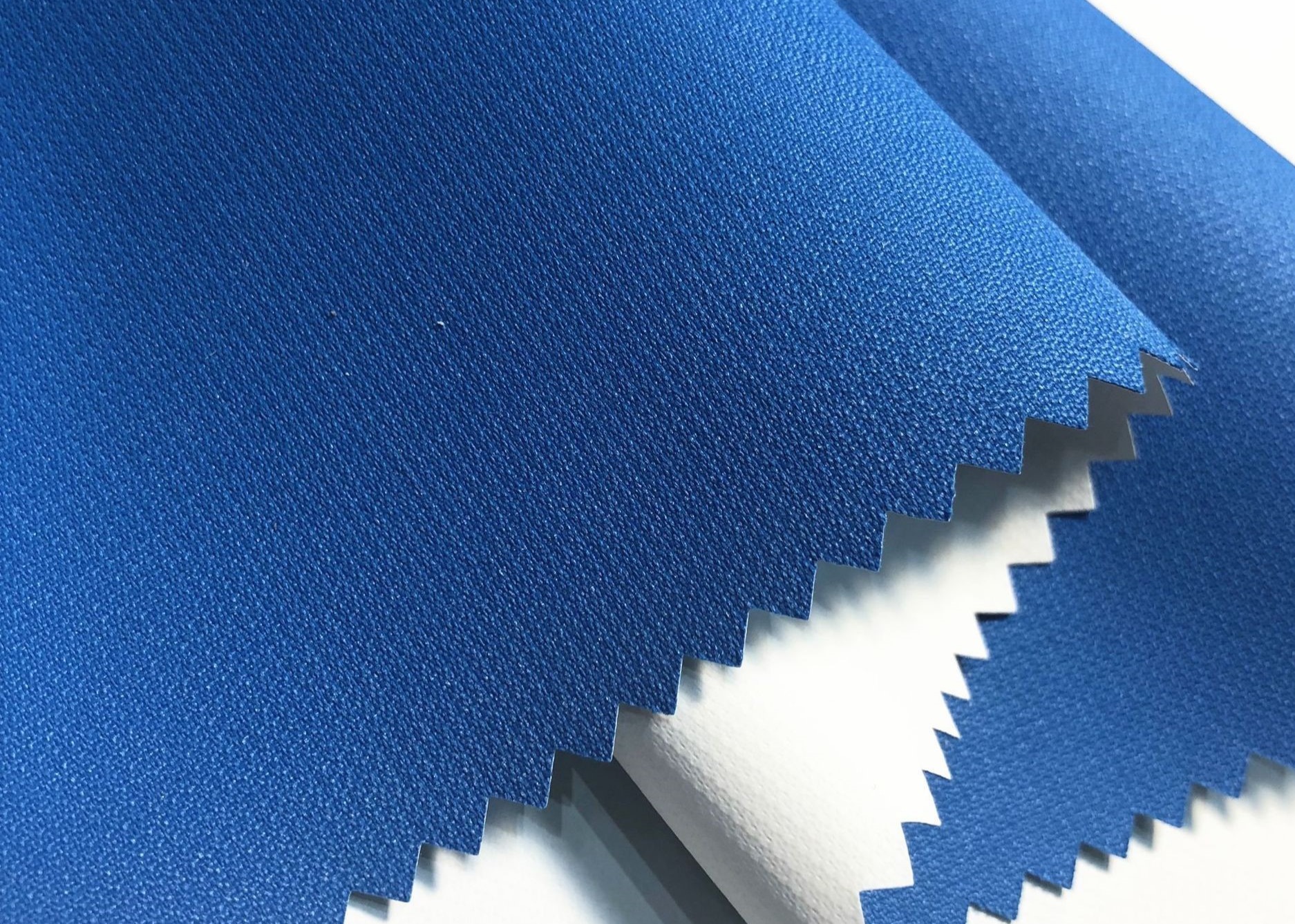 228T Nylon little beehive taslan breathable wet coating 70d*160d 130gsm outerwear jacket fabric