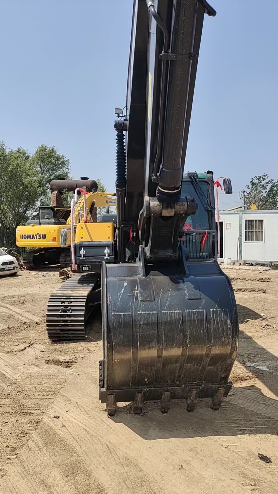 Volvo EC210 Excavator Machine Used Crawler power 119kW