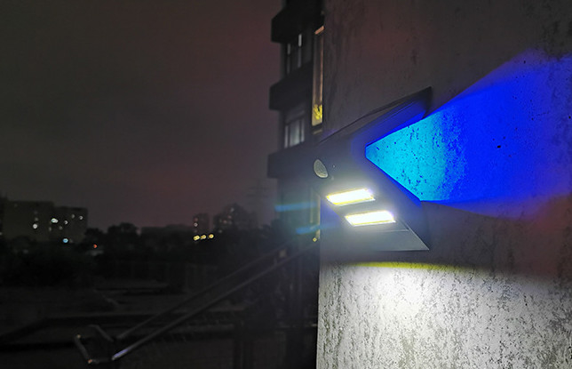 Led Wall Garden Outdoor Sensor Power Street Fence Spot Road Solar Light Waterproof