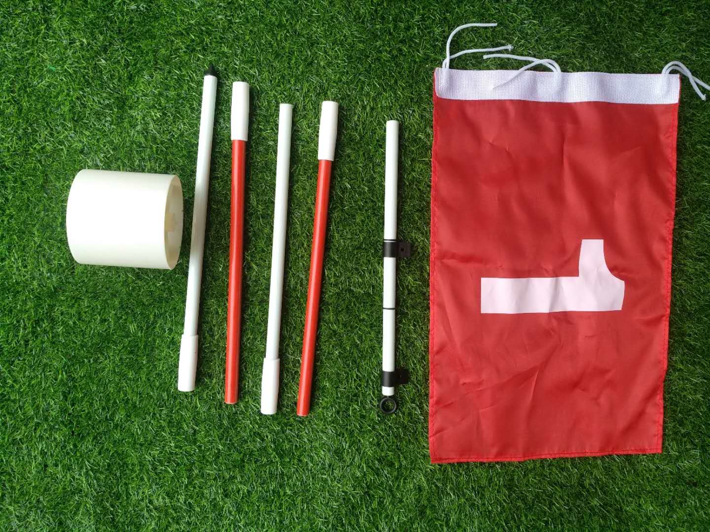 golf cup , golf cups , plastic golf cup , flag stick , flagstick , putting cup