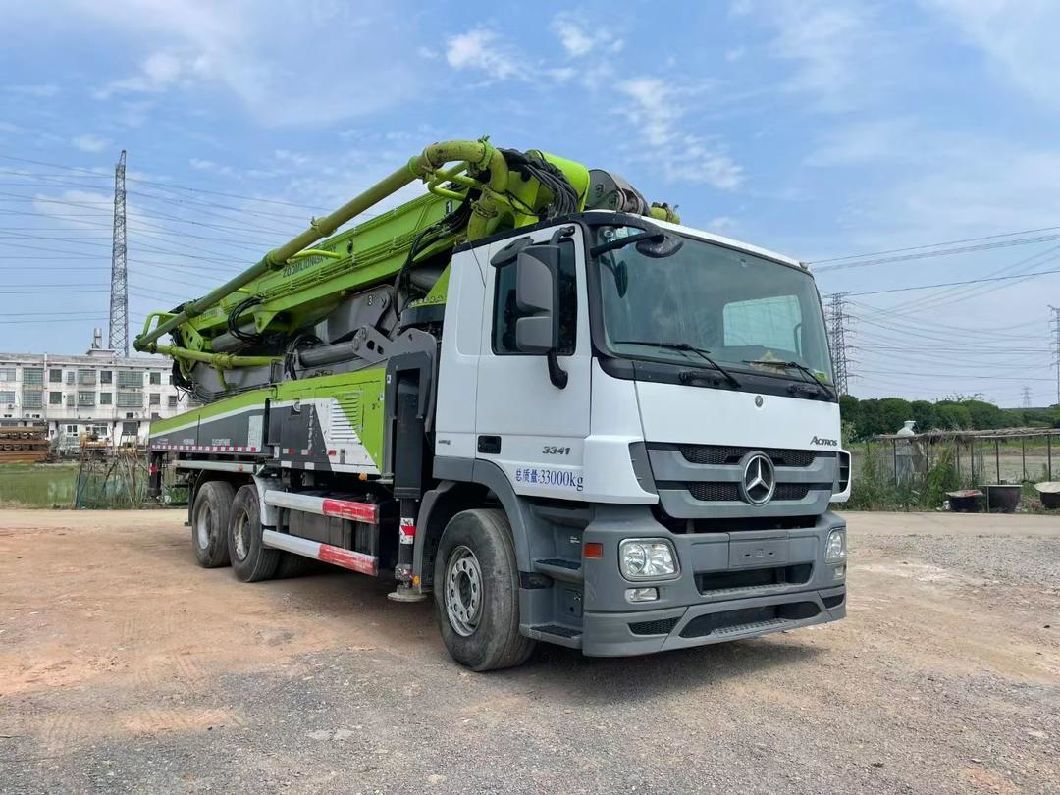 Ready-Mix Concrete Company Zoomlion 47meter 2013 Year 52meter Concrete Pump