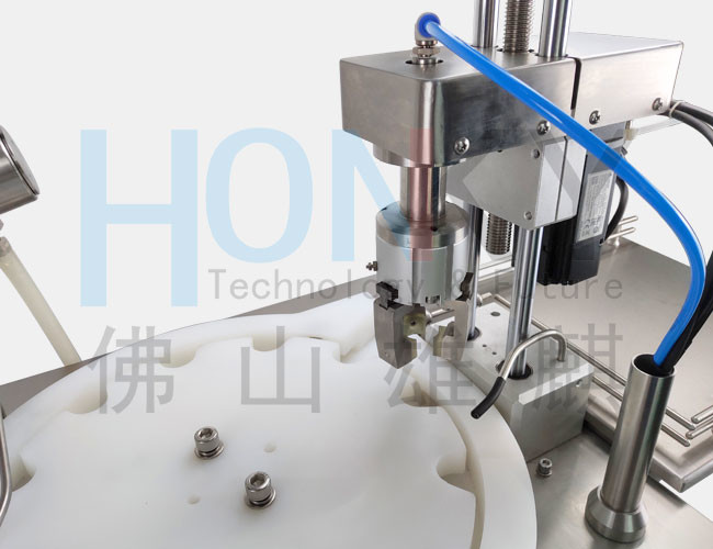 Desktop 10-25ml Essential Vape Oil Filling Machine 25BPM For Nicotine Vape Oil