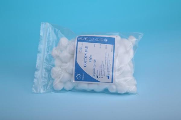 Buy cheap Medical 100% Raw Cotton Balls For Health Personal Care Absorbent Large 0.5g from wholesalers