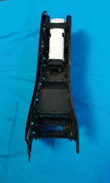 High-Performance Geely Xingyue L Secondary Dashboard Body Assembly for Car