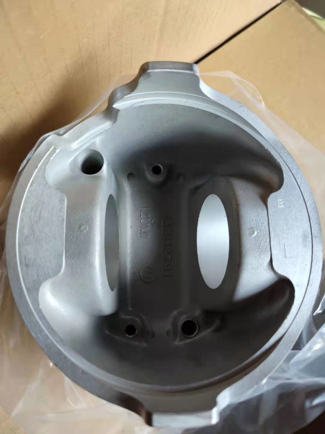 Hino F17d 24v Hino Diesel Engine Parts 13221-1221 13011-2791r F17d Engine Piston