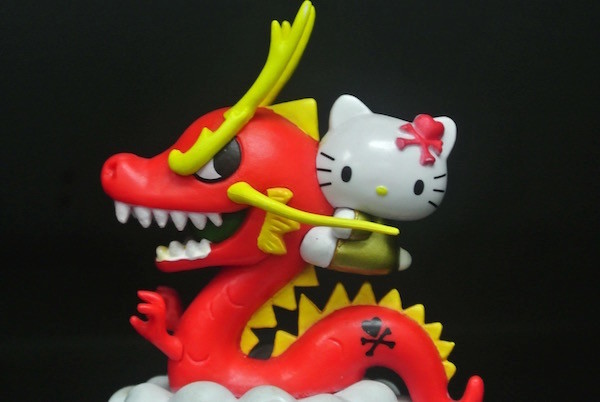 Red Dragon Custom Plastic Toys Hello Kitty Figure With Chinese Dragon