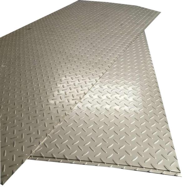 Buy cheap Antiskid Polished Diamond Metal Sheet 4x8 , Fireproof Stainless Steel Checkered Plate from wholesalers
