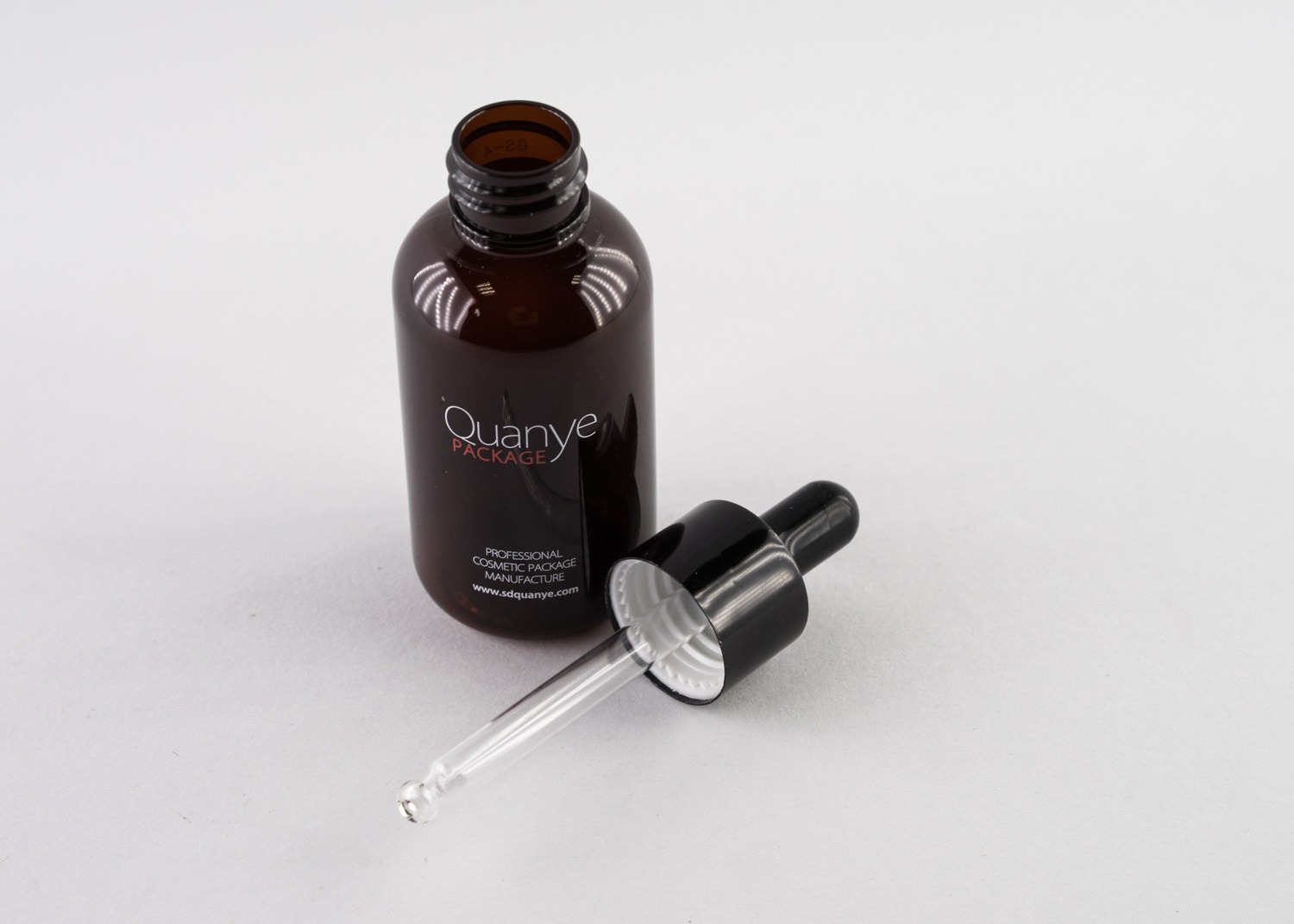 Round Shoulder Eye Serum PET Plastic Bottle With Glass Dropper 50ml 300ml