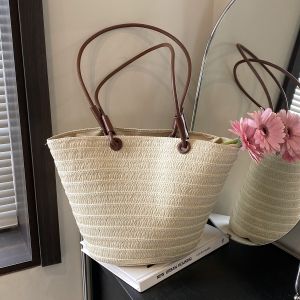 Buy cheap Crochet Straw Raffia Tote Bag Handmade Luxury Tote Handbag Beach Bag Handle Raffia Straw Bag Eco-Friendly New Design Crochet Tote Bag product