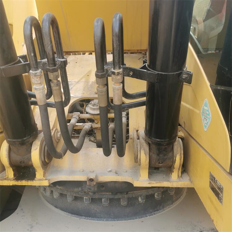 110 KW Japan Made Cat 323DL Excavator with 1.2 m3 Bucket Capacity and Original Color